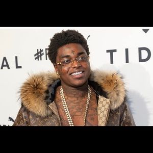 Meet your Posher, Max